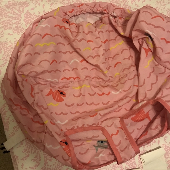 Pink/fish patterned kids' shopping cart cover - Picture 4 of 4